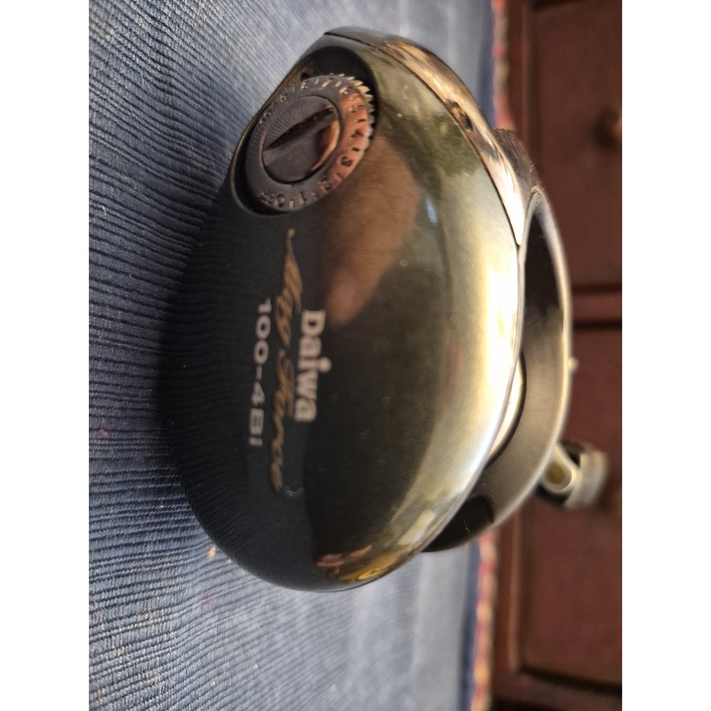 Daiwa Magforce 100-4Bi Fishing Baitcasting Reel